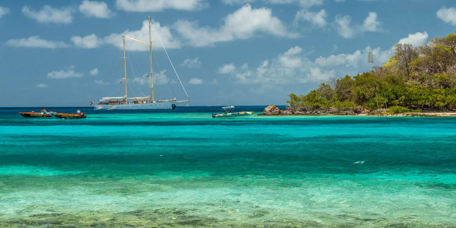 Eilandhoppen in de Grenadines